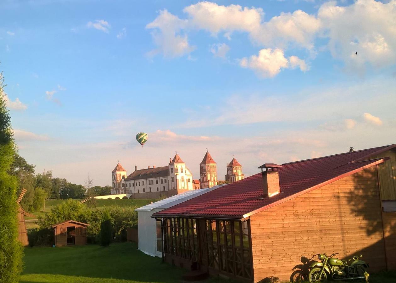 Usadba Zamkovoe Predmestie Hotel Mir Exterior foto