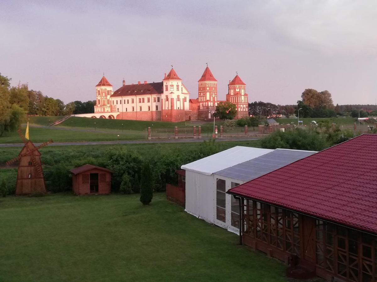 Usadba Zamkovoe Predmestie Hotel Mir Exterior foto